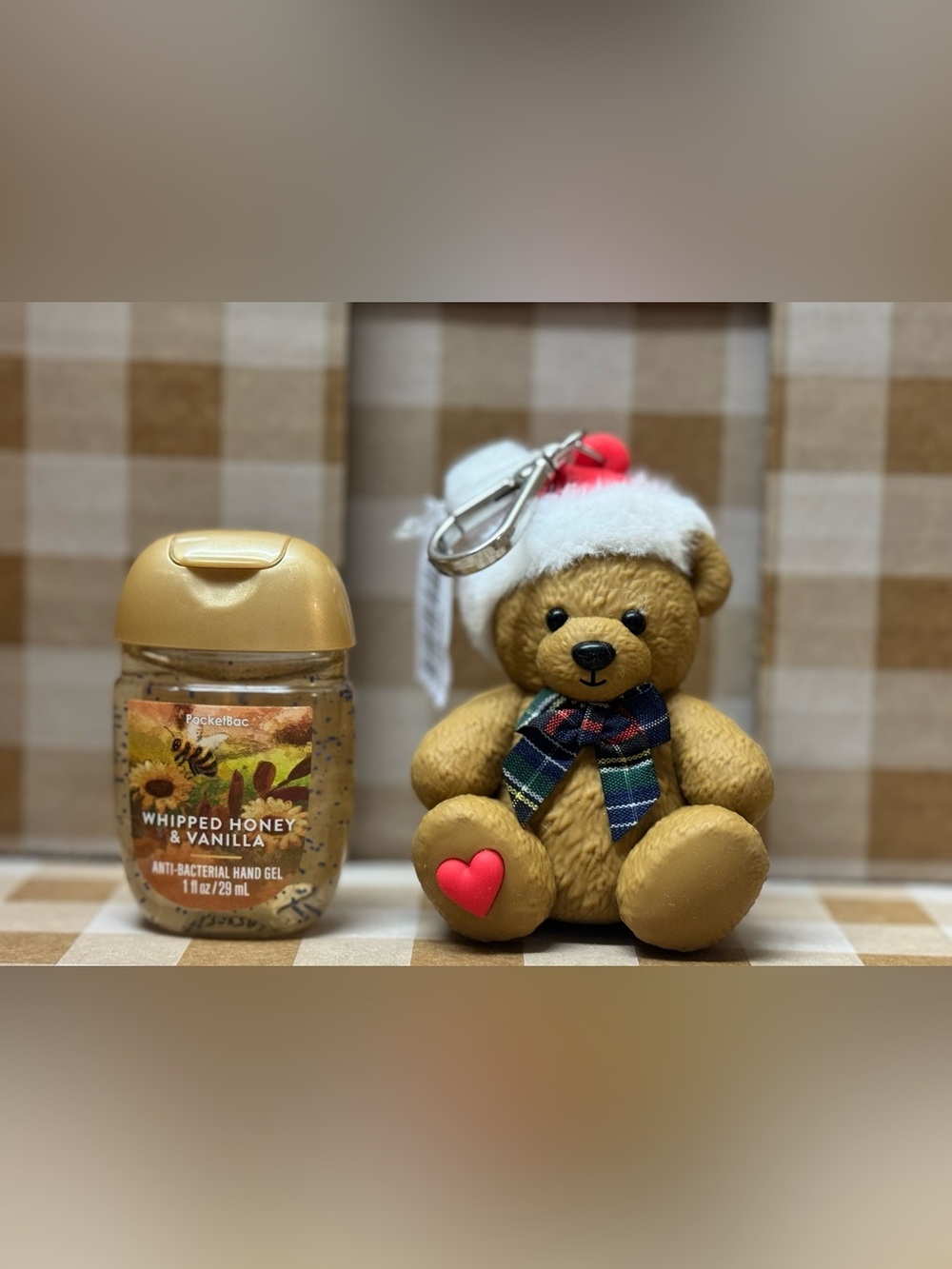 NWT B&BW Festive Holiday Teddy Bear Pocketbac keychain Sanitizer holder & REFILL